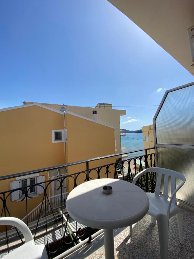 Pansion Roulis Hotel Moraitika Exterior foto