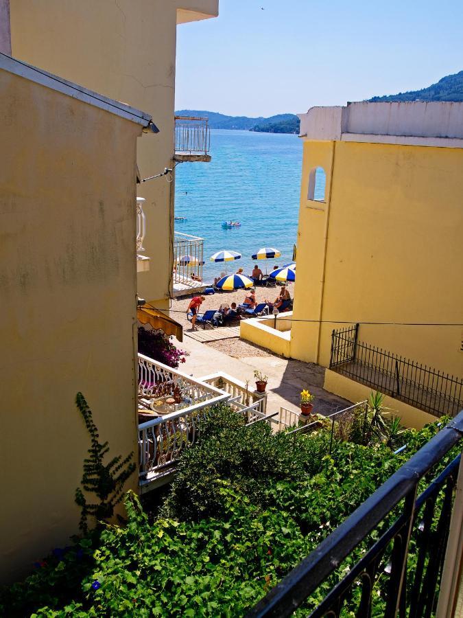 Pansion Roulis Hotel Moraitika Exterior foto